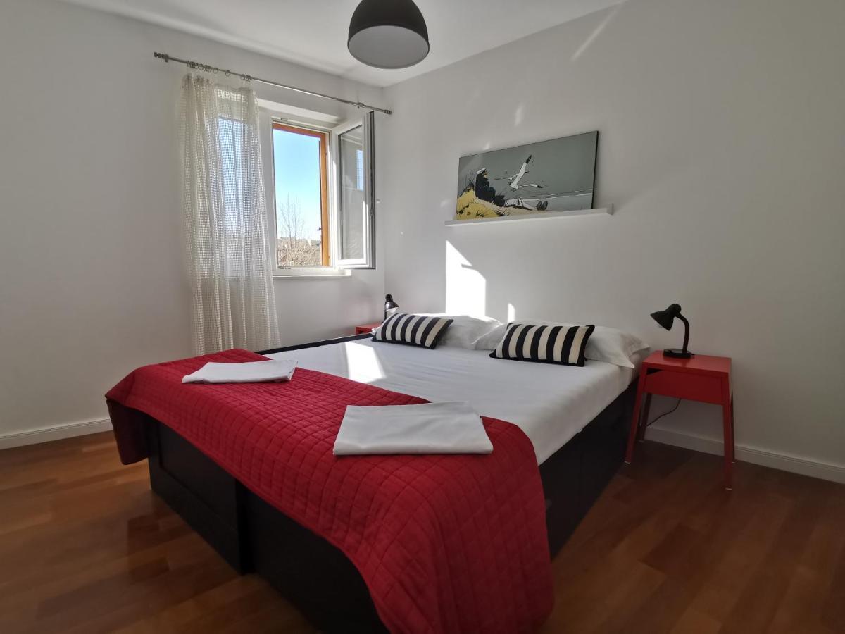 Apartman R.R. Omis Luaran gambar