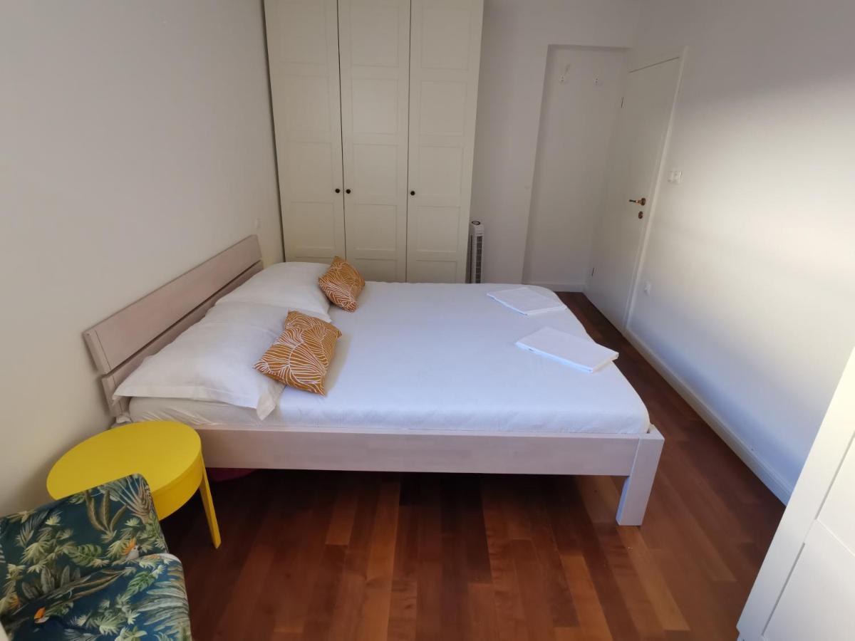Apartman R.R. Omis Luaran gambar